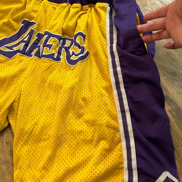 Just Don x Lakers Los Angeles LA Basketball Shorts Yellow Men’s Size XXL 1996 - Picture 10 of 11